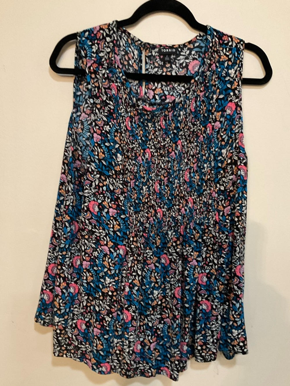 Torrid Crinkle Gauze Smocked Tank Floral